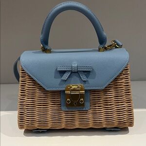 Elegant Blue and Tan Woven Shoulder Bag